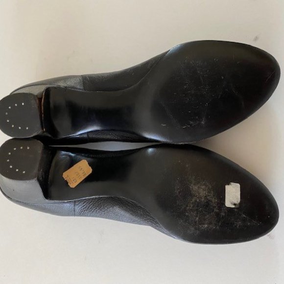 INSANELY INTERESTING VINTAGE BLACK PUMPS! Tiny Bows on front! Rare find! Sz. 7 - Picture 4 of 4